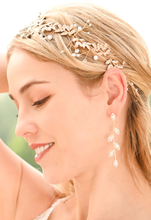 Load image into Gallery viewer, Gold Crystal and Pearl Ribbon Headband