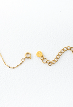 Load image into Gallery viewer, Gold Pearl Necklace