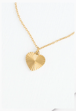 Load image into Gallery viewer, Heart of Gold Necklace