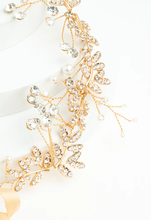 Load image into Gallery viewer, Gold Crystal and Pearl Ribbon Headband
