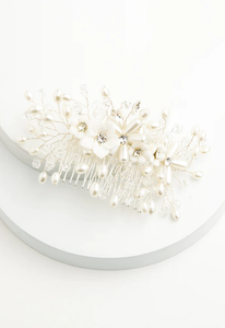 Pearl Blossom Comb